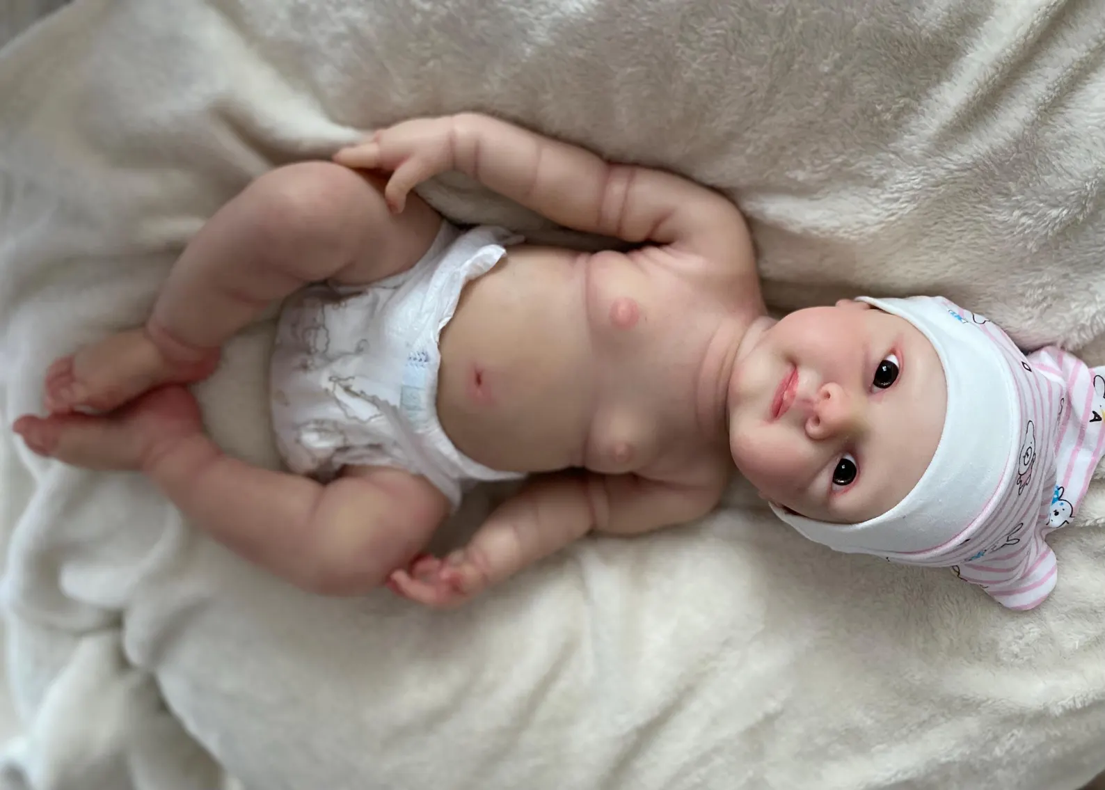 baby girl full body silicone 20 inches arm armor