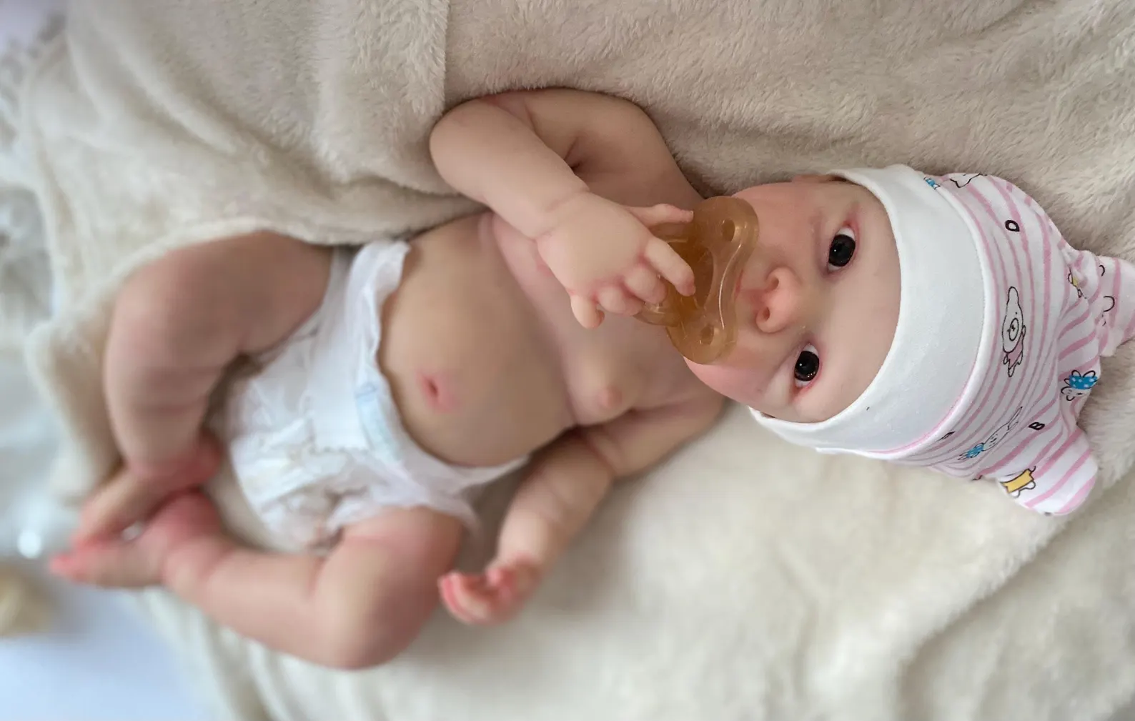 baby girl full body silicone 20 inches arm armor